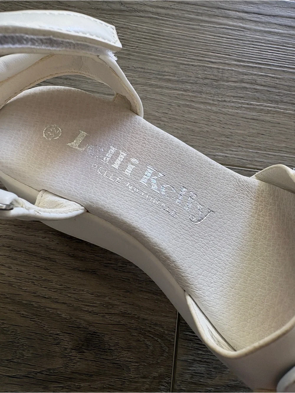 LELLI KELLY white iris platform rhinestone Velcro sandals size 32 euro / 1